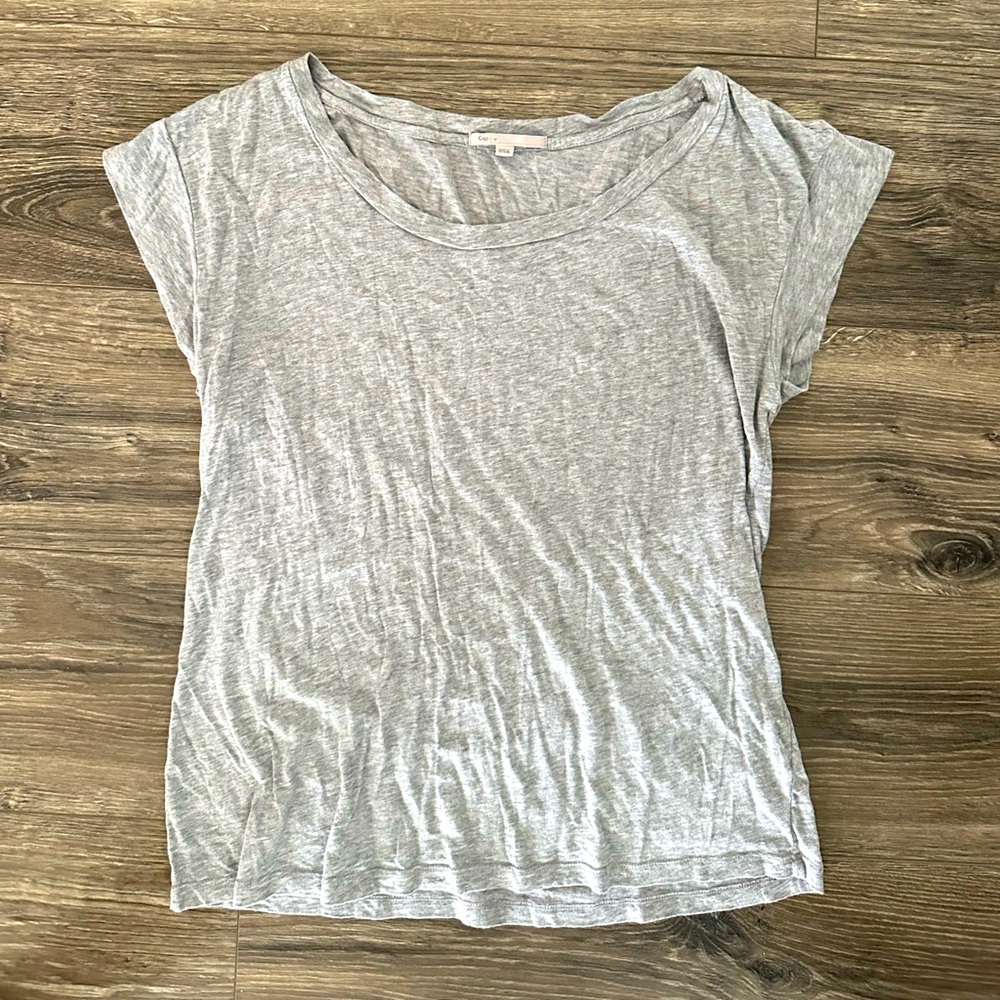 GAP Gray Short Cap Sleeve TShirt - Picture 1 of 2